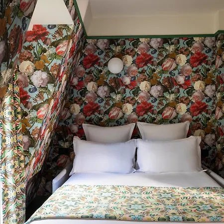 Hôtel Ginette à la Folie&Spa-3